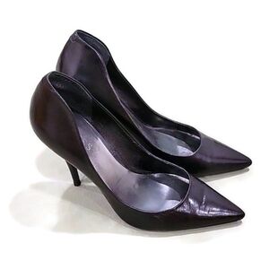 Guess Pumps size 8